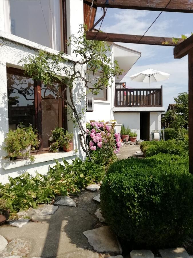 South Beach Villa Синеморец Екстериор снимка